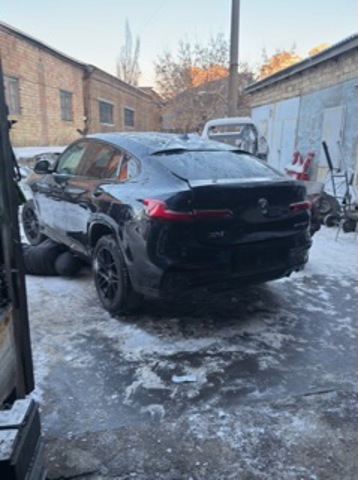 Крыло заднее 41007494015 BMW