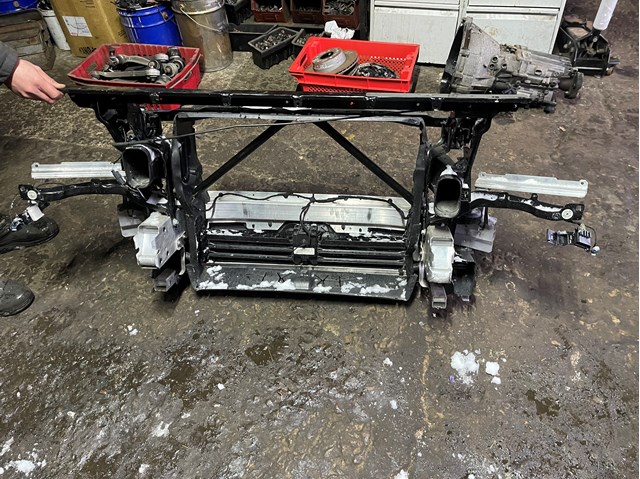 51117447069 BMW Усилитель бампера переднего купить в Чернигов