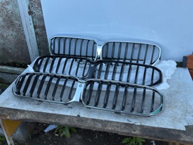 51139464210 BMW Решетка радиатора купить в Николаев