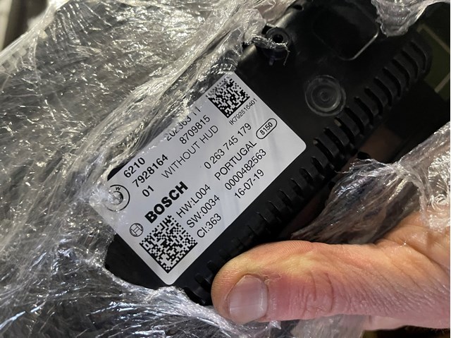 62109836931 BMW Панель приборов купить в Украина