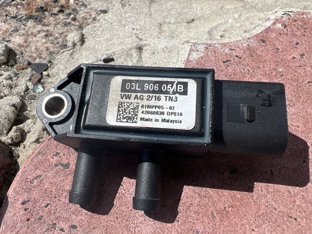 VAG 03L906051B Датчик давления выхлопных газов в наличии Хмельницкий