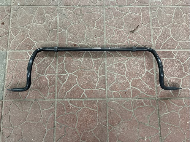 Передний стабилизатор 31356772752 BMW