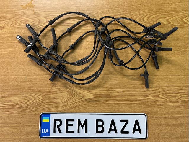 Датчик АБС (ABS) задний 34526850762 BMW