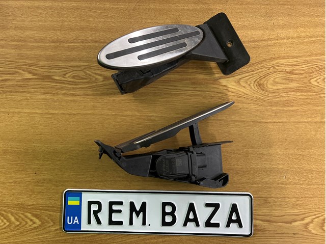 Педали газа 35426853179 BMW