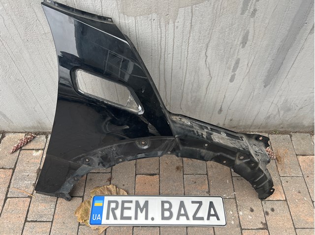 Переднее правое крыло 41007438922 BMW