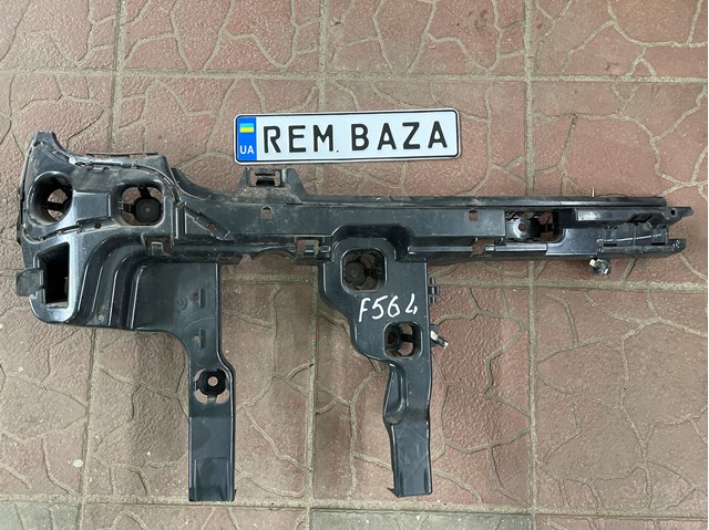 Крепление бамера левое 51127411145 BMW