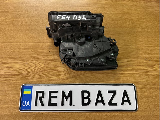 Замок двери водителя Mini Cooper
