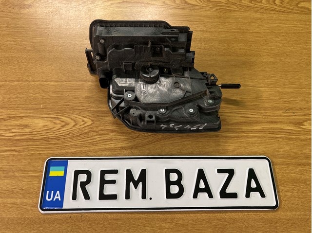 Замок задней левой двери 51227281941 BMW