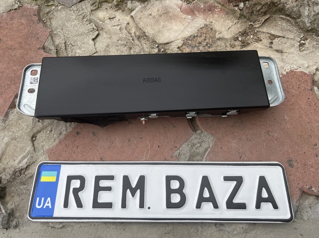 Эйрбэг защиты коленей нижняя 72129296979 BMW