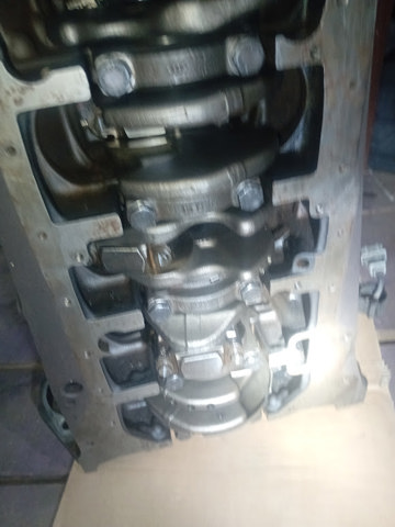 Вал коленчатый и маховик 074105019AB VAG