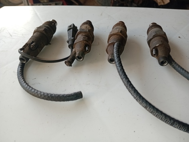 Форсунка инжектора 1660063G20 NISSAN