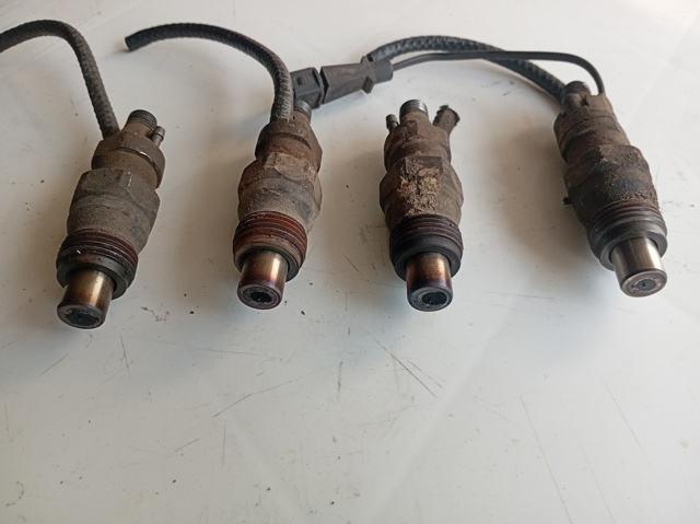 1660063G20 NISSAN Форсунка впрыска топлива купить в Ужгород