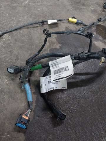 1680950780 PEUGEOT купить в Ужгород