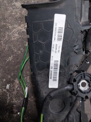 PEUGEOT 1680950780 в наличии Ужгород
