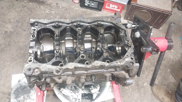 HYUNDAI 2110027400 Блок цилиндров двигателя в наличии Чернигов