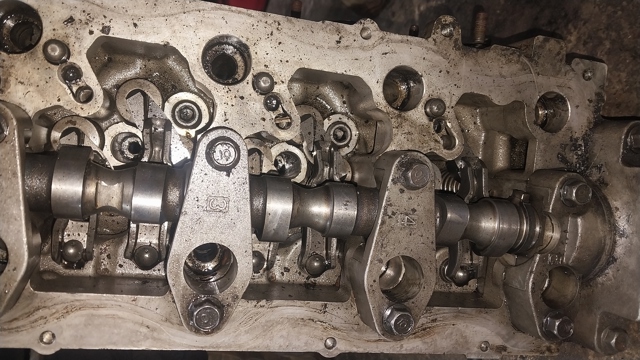 HYUNDAI 2210027400 Головка блока цилиндров (ГБЦ) в наличии Киев