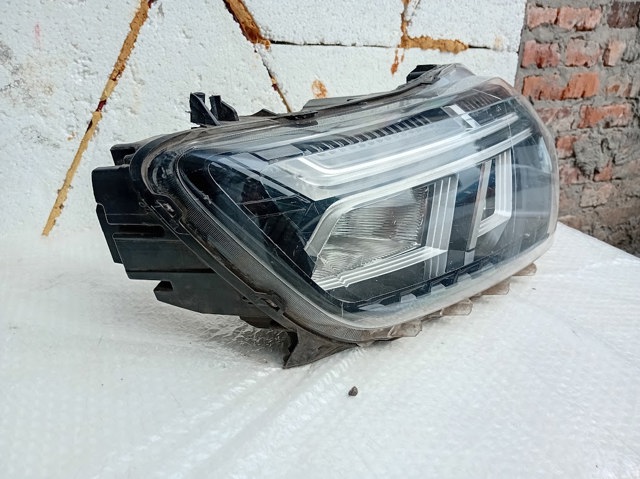 RENAULT 260103389R Правая фара в наличии Львов