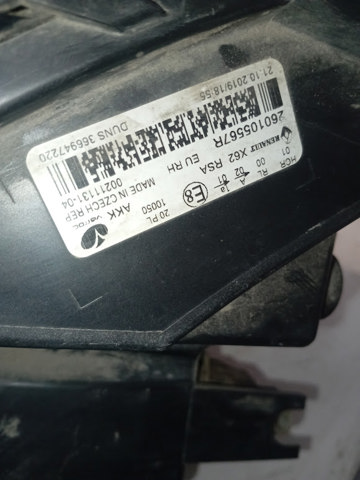 RENAULT 260105567R Правая фара в наличии Николаев