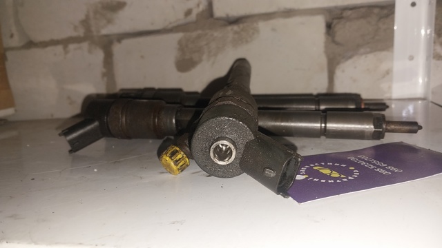 HYUNDAI 3380027400 Форсунка впрыска топлива в наличии Харьков