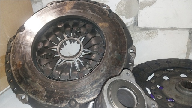 HYUNDAI 4120024720 Сцепление в наличии Черновцы