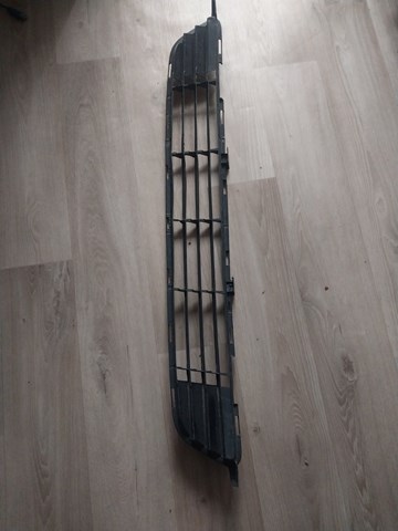 Решетка переднего бампера 5311212210 TOYOTA