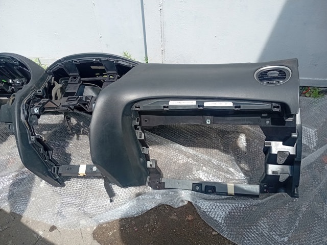 682009NF2A NISSAN купить в Винница