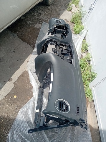 NISSAN 682009NF2A в наличии Николаев