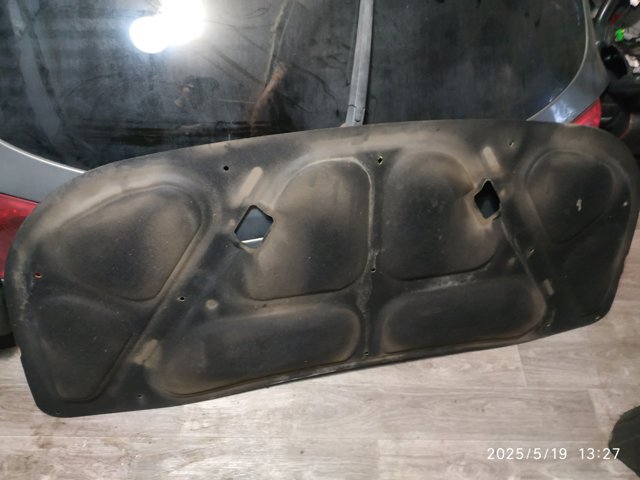HYUNDAI 811252B010 Шумоизоляция капота в наличии Житомир