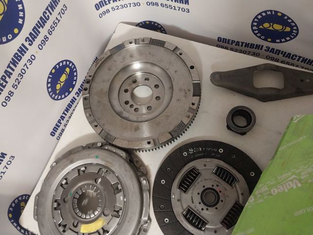 VALEO 835057 Комплект сцепления в наличии Житомир