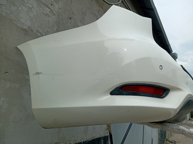 Бампер задний 850229NE0H NISSAN