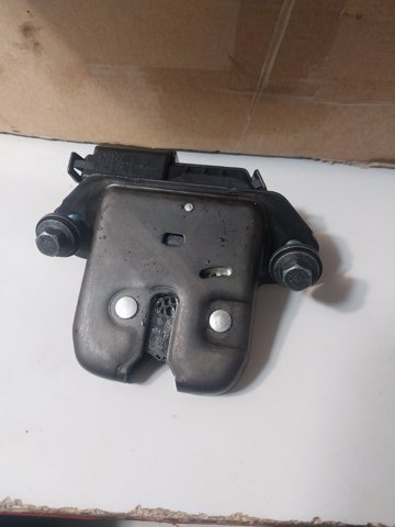 Замок задней двери 905030754R NISSAN