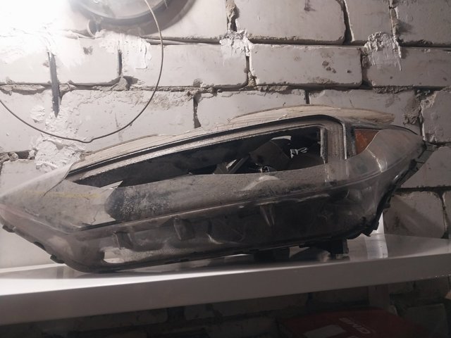 92101D3650 HYUNDAI Фара левая купить в Хмельницкий