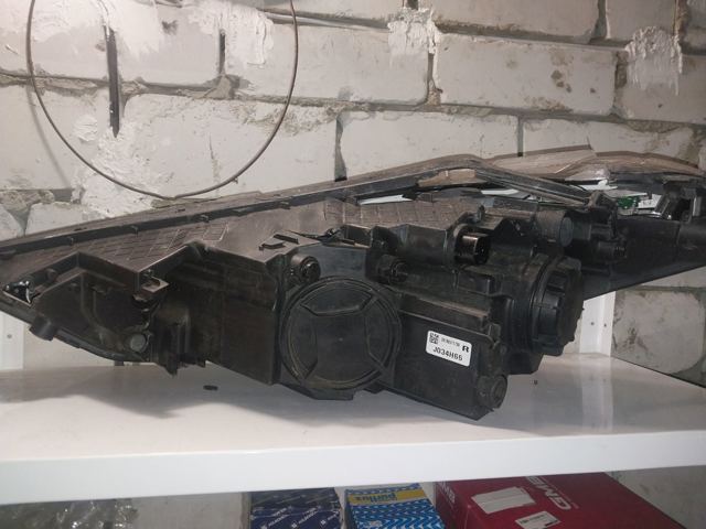 HYUNDAI 92102D3650 Правая фара в наличии Харьков