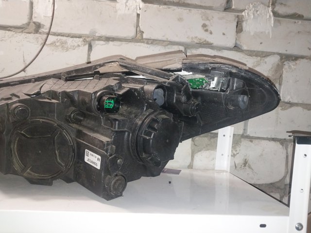 92102D3650 HYUNDAI Фара правая купить в Днепр