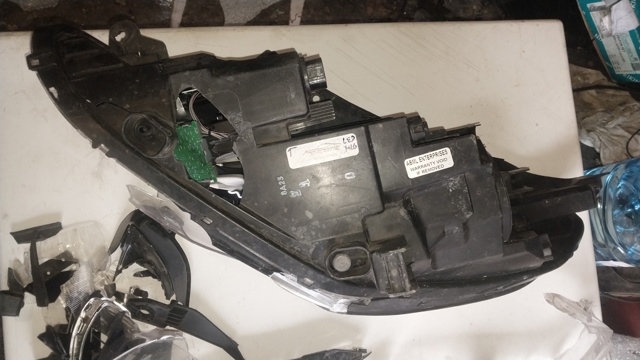 92102E6700 Фара правая купить Киев