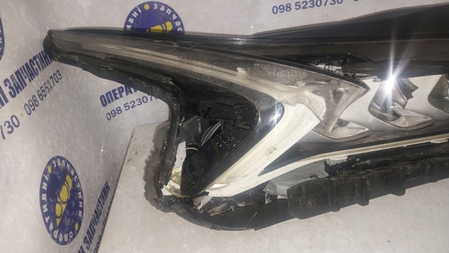 92102L3000 HYUNDAI Фара правая купить в Павлоград