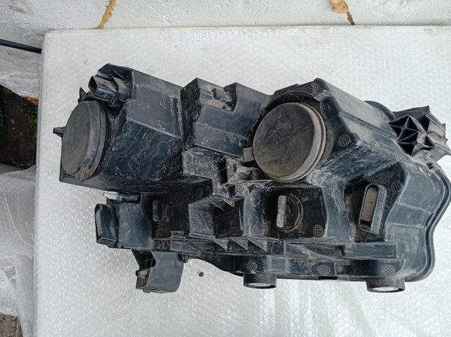 9816824880 PEUGEOT Фара левая купить в Ирпень