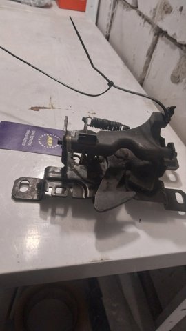 Замок капота A1698800460 MERCEDES