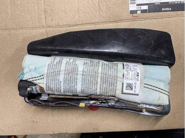 VAG 4G5880242B Подушка безопасности (AIRBAG) спинки сиденья правого в наличии Ирпень
