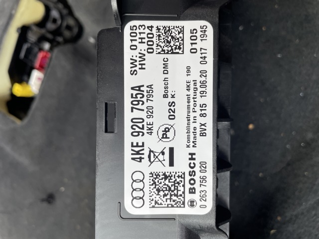 4KE920795A Панель приборов купить Киев