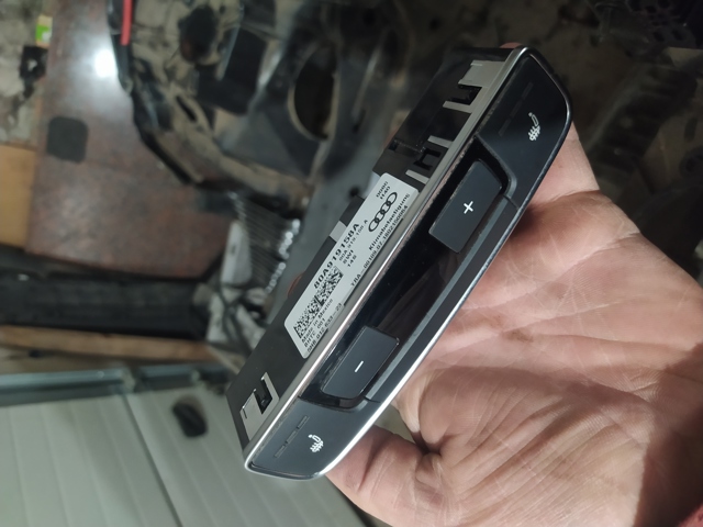 VAG 80A919158A в наличии Полтава