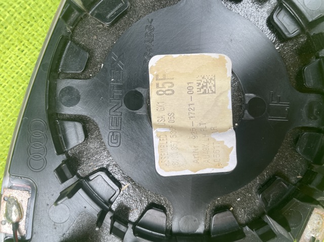 8W0857535F Зеркальный элемент зеркала заднего вида левого купить Тернополь