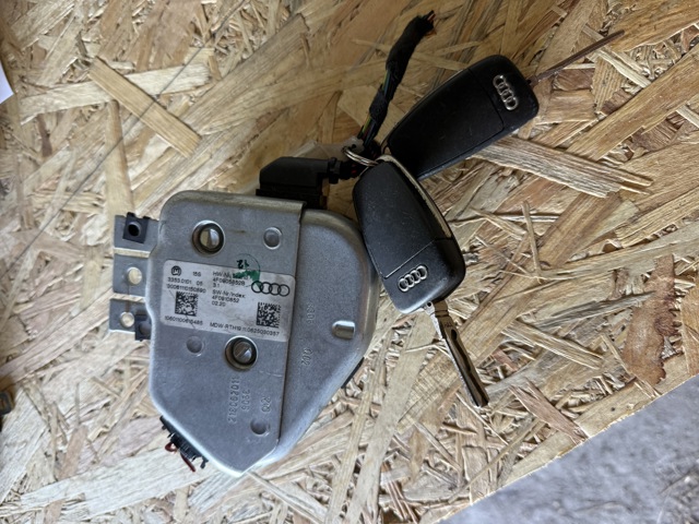 Механизм блокировки рулевого колеса 4F0905852B VAG
