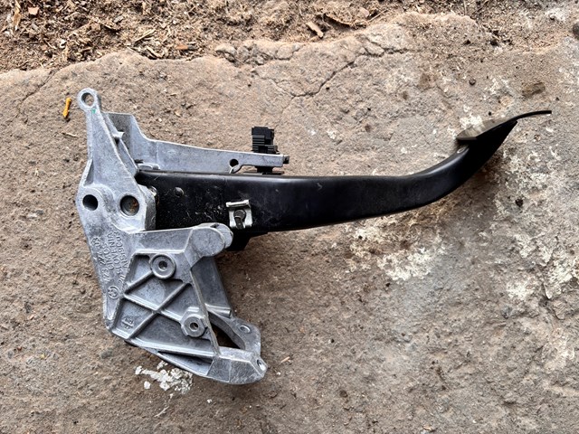 35006751975 BMW Педаль тормоза купить в Ирпень