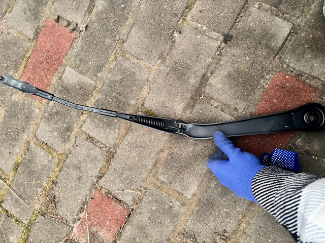 61617253386 BMW Рычаг-поводок стеклоочистителя лобового стекла купить в Черкассы