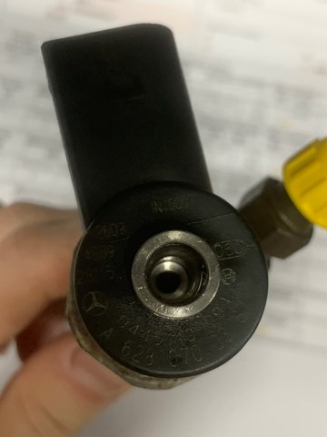 BOSCH 0445110094 Форсунка впрыска топлива в наличии Винница