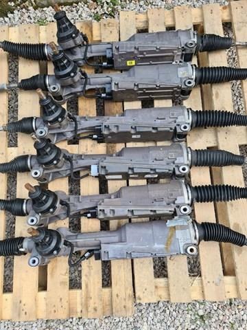 Реечный рулевой механизм 4M1423055AJ VAG