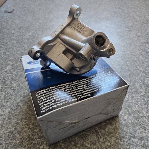 F2GZ6881A FORD Кронштейн масляного фильтра купить в Черновцы