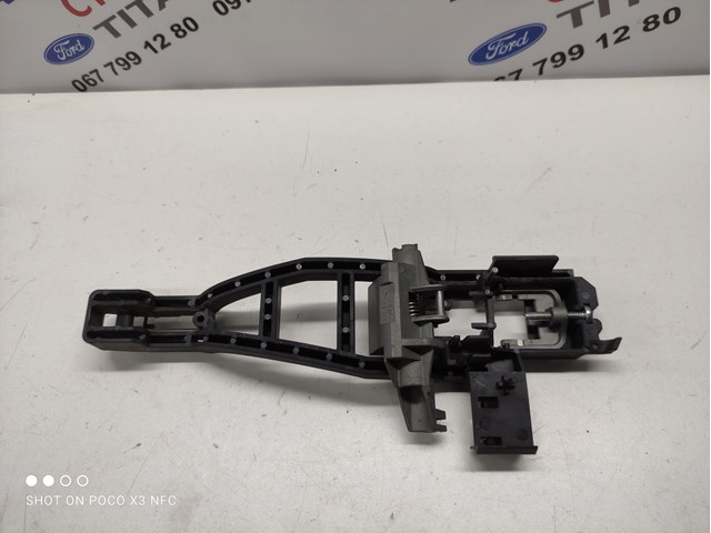 Держатель наружной ручки двери, задней левой 1480056 FORD