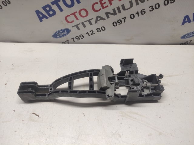 1480066 FORD Держатель наружной ручки двери передней левой купить в Днепр